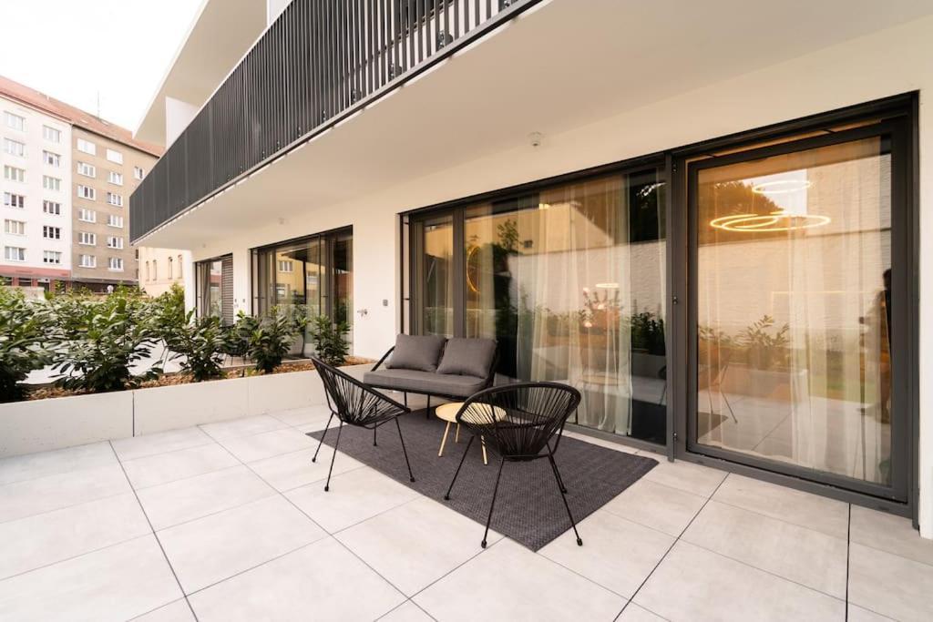 Gold Garden Terrace Apartment Brno Exterior photo